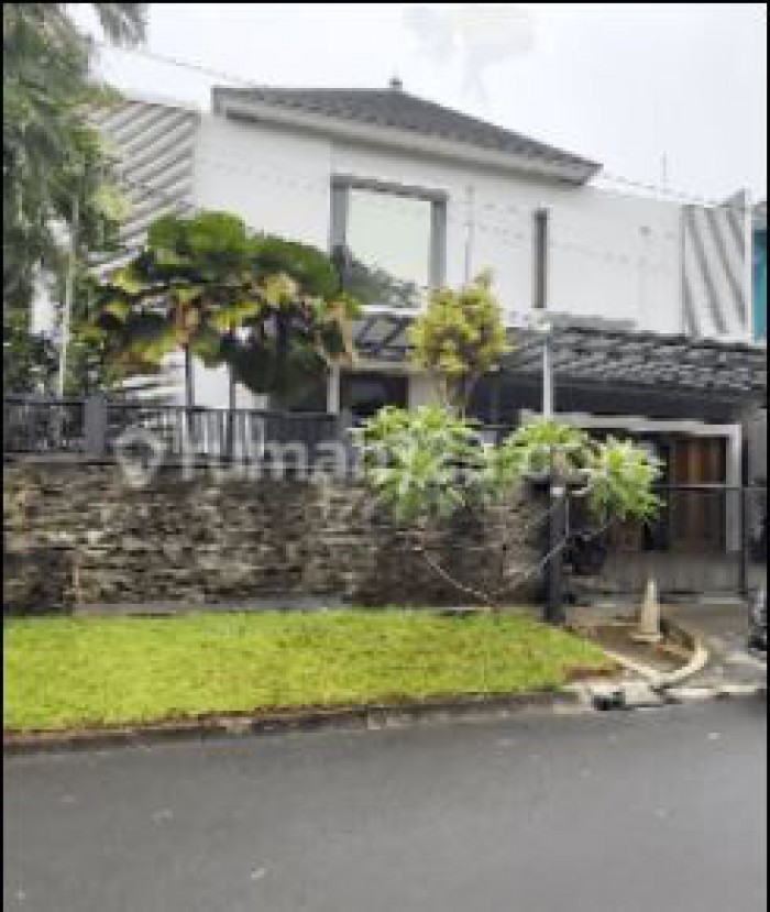 Rumah disewakan di Pondok Indah Jakarta Selatan